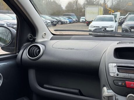 Toyota Aygo 1.0 Aygo+ VVT-i Semi-Auto 5dr 12