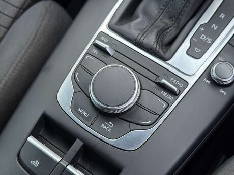 Audi A3 1.8 A3 Sport TFSI Semi-Auto 2dr 29