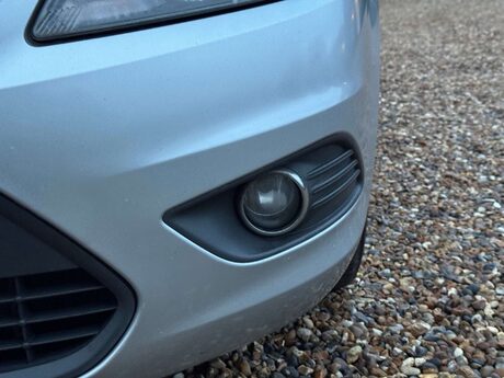 Ford Focus 1.6 Focus Zetec TDCi 109 5dr 8