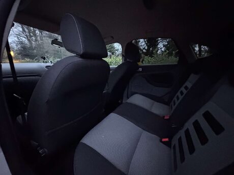 Ford Focus 1.6 Focus Zetec TDCi 109 5dr 17