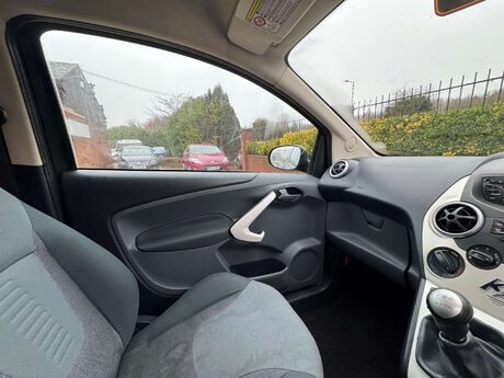 Ford Ka 1.2 Ka Zetec 3dr 17