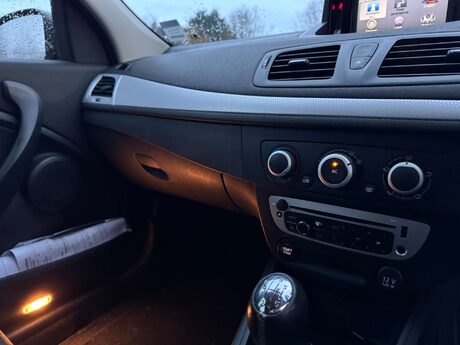 Renault Megane 1.5 Megane Dynamique TomTom DCI 5dr 16