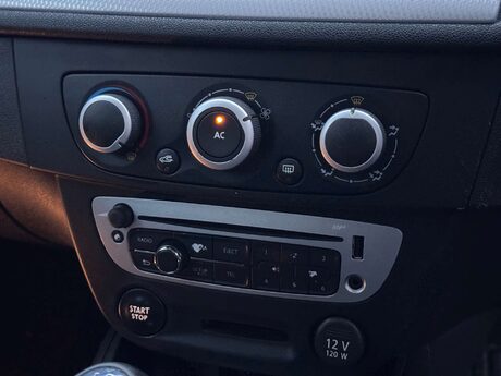 Renault Megane 1.5 Megane Dynamique TomTom DCI 5dr 19