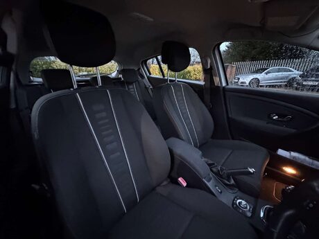 Renault Megane 1.5 Megane Dynamique TomTom DCI 5dr 10