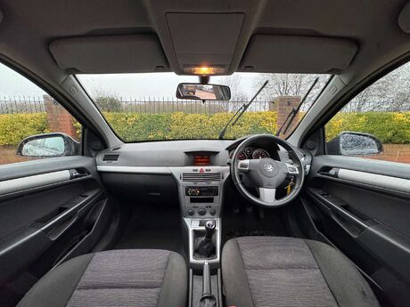 Vauxhall Astra 1.4 Astra SXI 16v 5dr 11