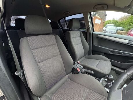 Vauxhall Astra 1.4 Astra SXI 16v 5dr 12