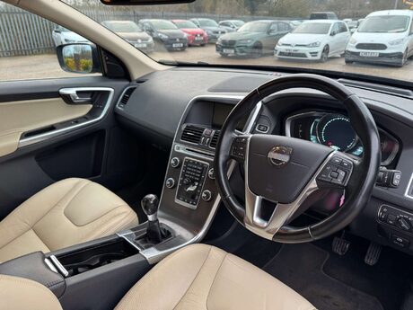 Volvo XC60 2.4 XC60 SE Luxury Nav D5 AWD 4WD 5dr 15