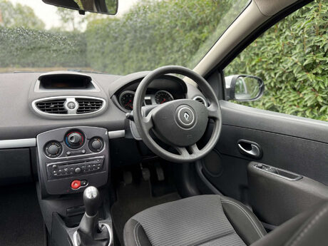 Renault Clio 1.1 Clio Expression+ 16V 5dr 24