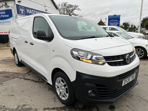 Vauxhall Vivaro L2H1 2900 DYNAMIC S/S Twin Side Loading 41,000 Miles 1