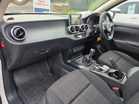 Mercedes-Benz X Class X250 D 4MATIC PURE 88,000 9
