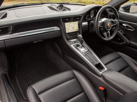 Porsche 911 991.2 CARRERA 4S PDK 10