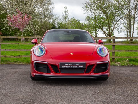 Porsche 911 GTS in Carmine Red