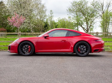 Porsche 911 CARRERA 4 GTS PDK 4