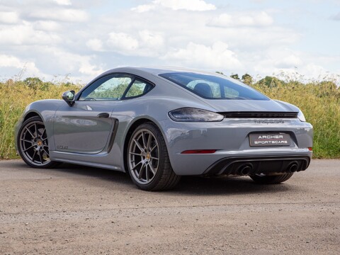 Porsche 718 CAYMAN GTS PDK 6