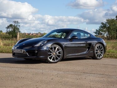 Porsche Cayman 24V BLACK EDITION 1