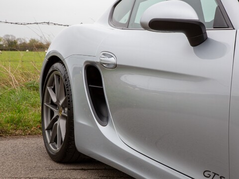 Porsche Cayman GTS PDK 16