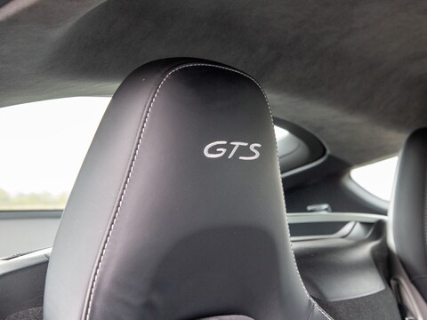 Porsche Cayman GTS PDK 51