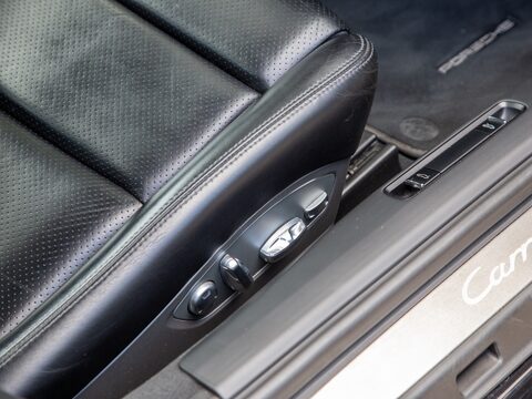Porsche 911 CARRERA 4S PDK 40