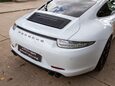 Porsche 911 CARRERA GTS PDK 13