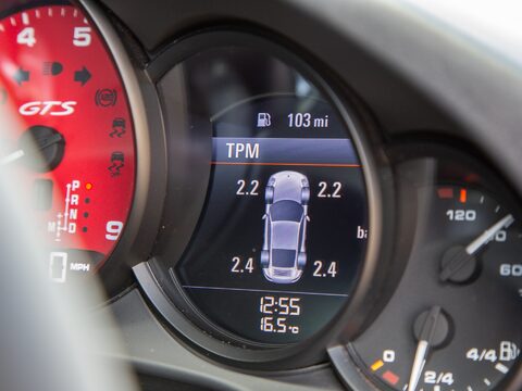 Porsche 911 CARRERA GTS PDK 33