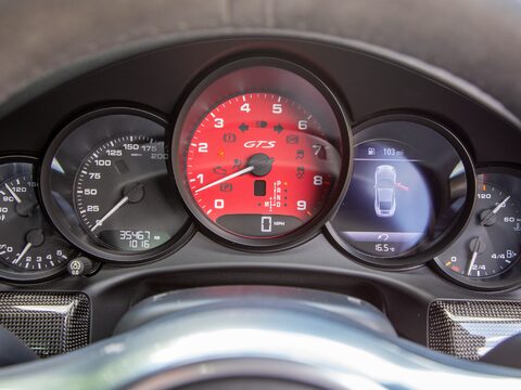 Porsche 911 CARRERA GTS PDK 31