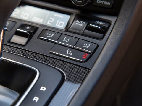 Porsche 911 CARRERA GTS PDK 43
