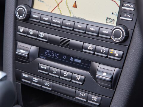 Porsche Boxster 24V S PDK 37