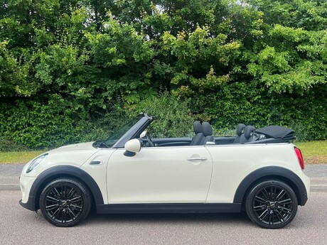 Mini Convertible 1.5 Cooper Euro 6 (s/s) 2dr 5