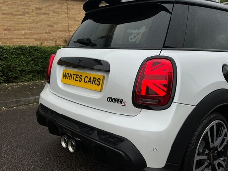 Mini Hatch 2.0 Cooper S Sport Steptronic Euro 6 (s/s) 3dr 11