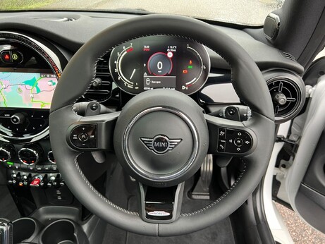 Mini Hatch 2.0 Cooper S Sport Steptronic Euro 6 (s/s) 3dr 10