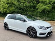 Volkswagen Golf 2.0 TDI BlueMotion Tech R-Line Edition DSG (s/s) 5dr 1