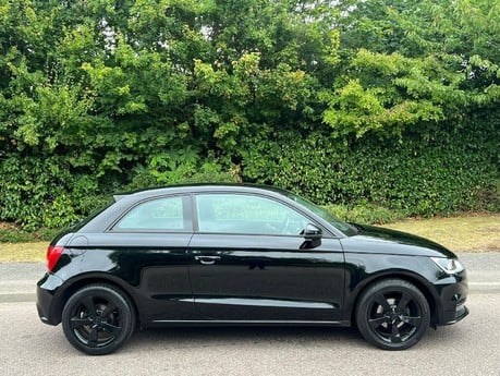 Audi A1 1.0 TFSI Sport Euro 6 (s/s) 3dr (Nav) 2