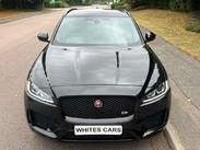 Jaguar F-Pace 3.0 D300 V6 S Auto AWD Euro 6 (s/s) 5dr 62