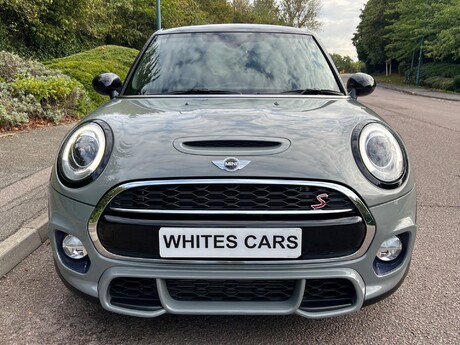 Mini Hatch 2.0 Cooper S Works Auto Euro 6 (s/s) 5dr 4