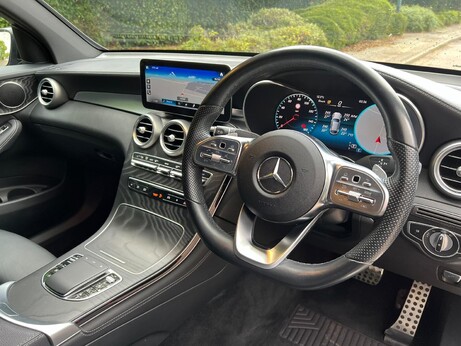 Mercedes-Benz GLC 2.0 GLC300d AMG Line (Premium) Coupe G-Tronic+ 4MATIC Euro 6 (s/s) 5dr 9