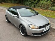 Volkswagen Golf 1.6 TDI BlueMotion Tech SE Cabriolet Euro 5 (s/s) 2dr 40