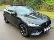 Jaguar F-Pace 2.0 D200 MHEV R-Dynamic SE Auto AWD Euro 6 (s/s) 5dr 43