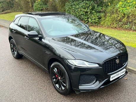 Jaguar F-Pace 2.0 D200 MHEV R-Dynamic SE Auto AWD Euro 6 (s/s) 5dr 43