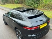 Jaguar F-Pace 2.0 D200 MHEV R-Dynamic SE Auto AWD Euro 6 (s/s) 5dr 45