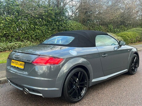 Audi TT 2.0 TDI ultra S line Roadster Euro 6 (s/s) 2dr 9