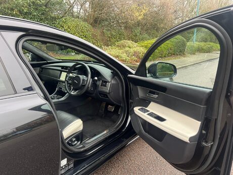 Jaguar XF 3.0d V6 S Sportbrake Auto Euro 6 (s/s) 5dr 10