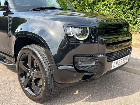Land Rover Defender 3.0 D250 MHEV X-Dynamic SE Auto 4WD Euro 6 (s/s) 3dr 70