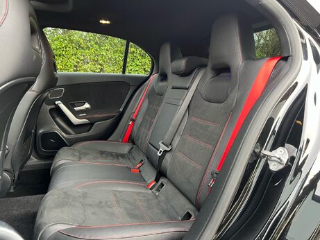 Mercedes-Benz A Class 2.0 A35 AMG (Premium Plus) SpdS DCT 4MATIC Euro 6 (s/s) 5dr 76