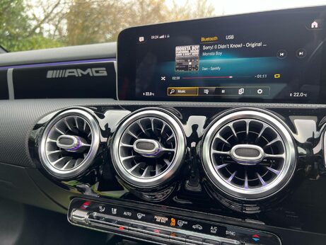 Mercedes-Benz A Class 2.0 A35 AMG (Premium Plus) SpdS DCT 4MATIC Euro 6 (s/s) 5dr 82