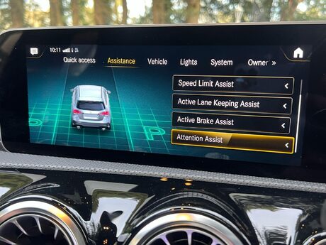 Mercedes-Benz A Class 2.0 A35 AMG (Premium Plus) SpdS DCT 4MATIC Euro 6 (s/s) 5dr 61