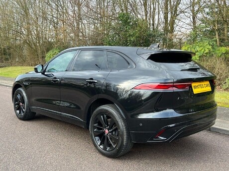 Jaguar F-Pace 2.0 D200 MHEV R-Dynamic SE Auto AWD Euro 6 (s/s) 5dr 7