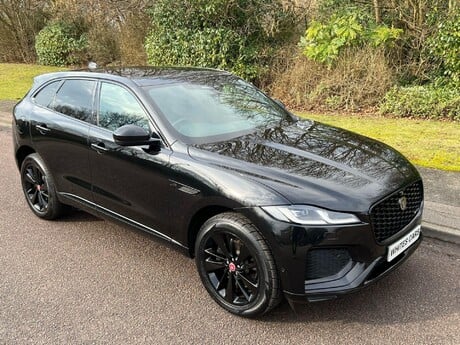 Jaguar F-Pace 2.0 D200 MHEV R-Dynamic SE Auto AWD Euro 6 (s/s) 5dr 56