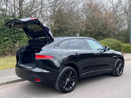 Jaguar F-Pace 2.0 D180 Chequered Flag Auto AWD Euro 6 (s/s) 5dr 17