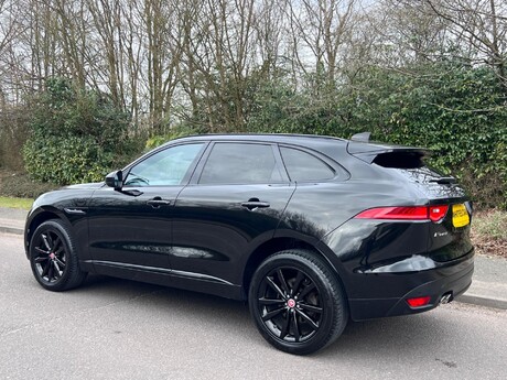 Jaguar F-Pace 2.0 D180 Chequered Flag Auto AWD Euro 6 (s/s) 5dr 62