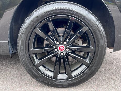 Jaguar F-Pace 2.0 D180 Chequered Flag Auto AWD Euro 6 (s/s) 5dr 72